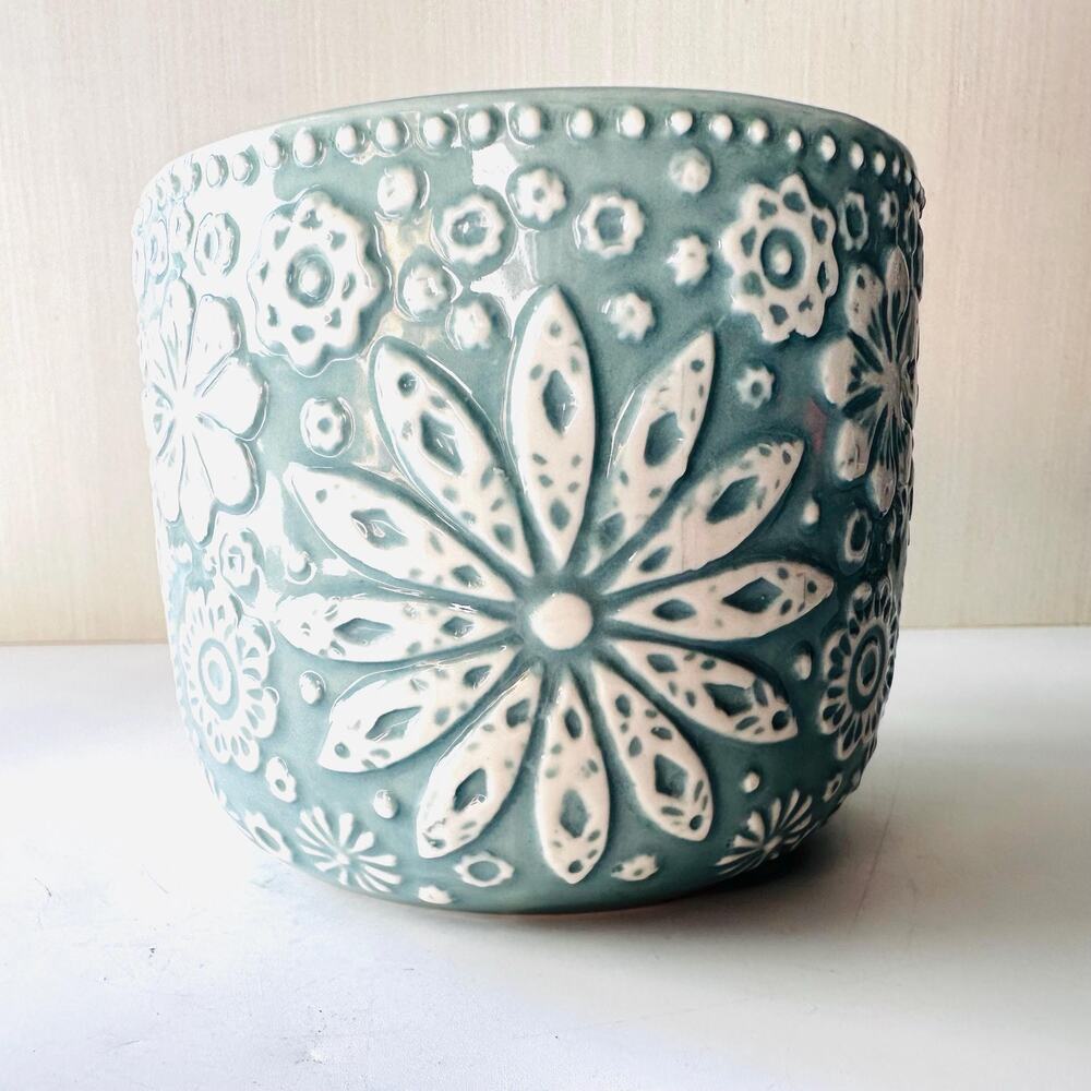 Retired World Market Jolly Hearts Coffee Tea Mug Oversize Blue Embossed Flowers - Picture 4 of 9